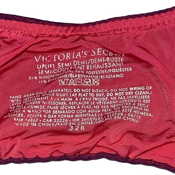 Victoria Secret Women 2 Bras Size 32 D and B - Picture 4 of 4